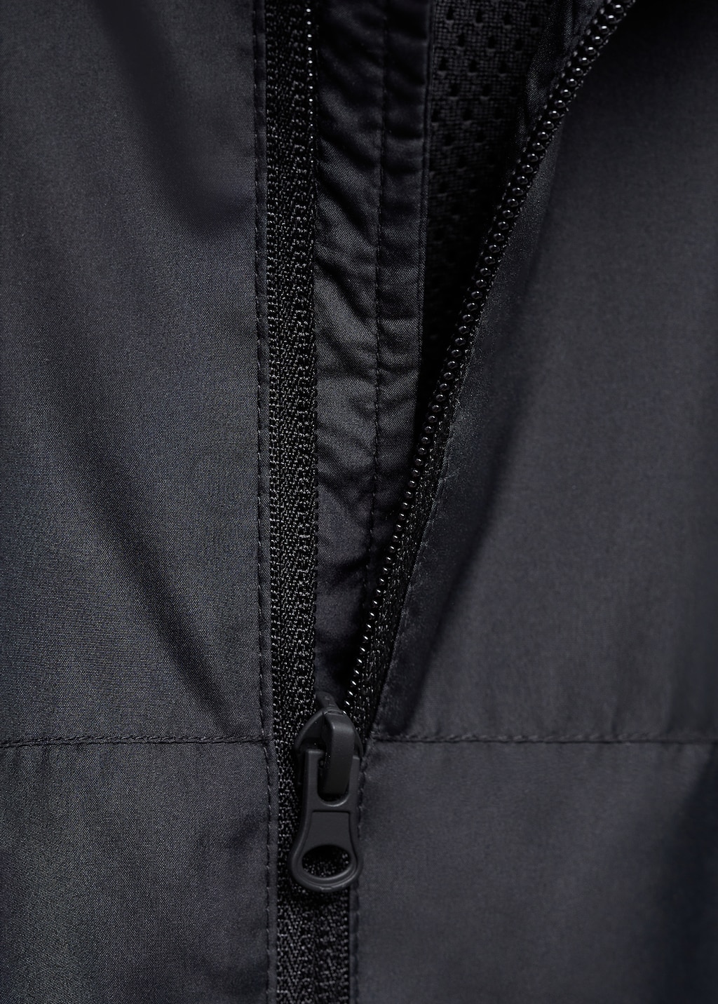 Hooded parka - Details of the article 8