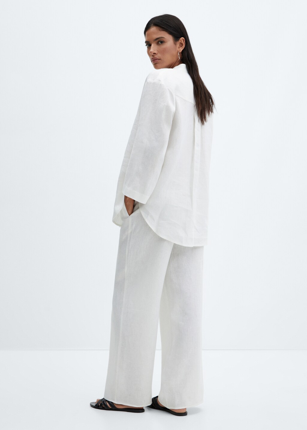 Linen-blend elastic waist trousers - Reverse of the article