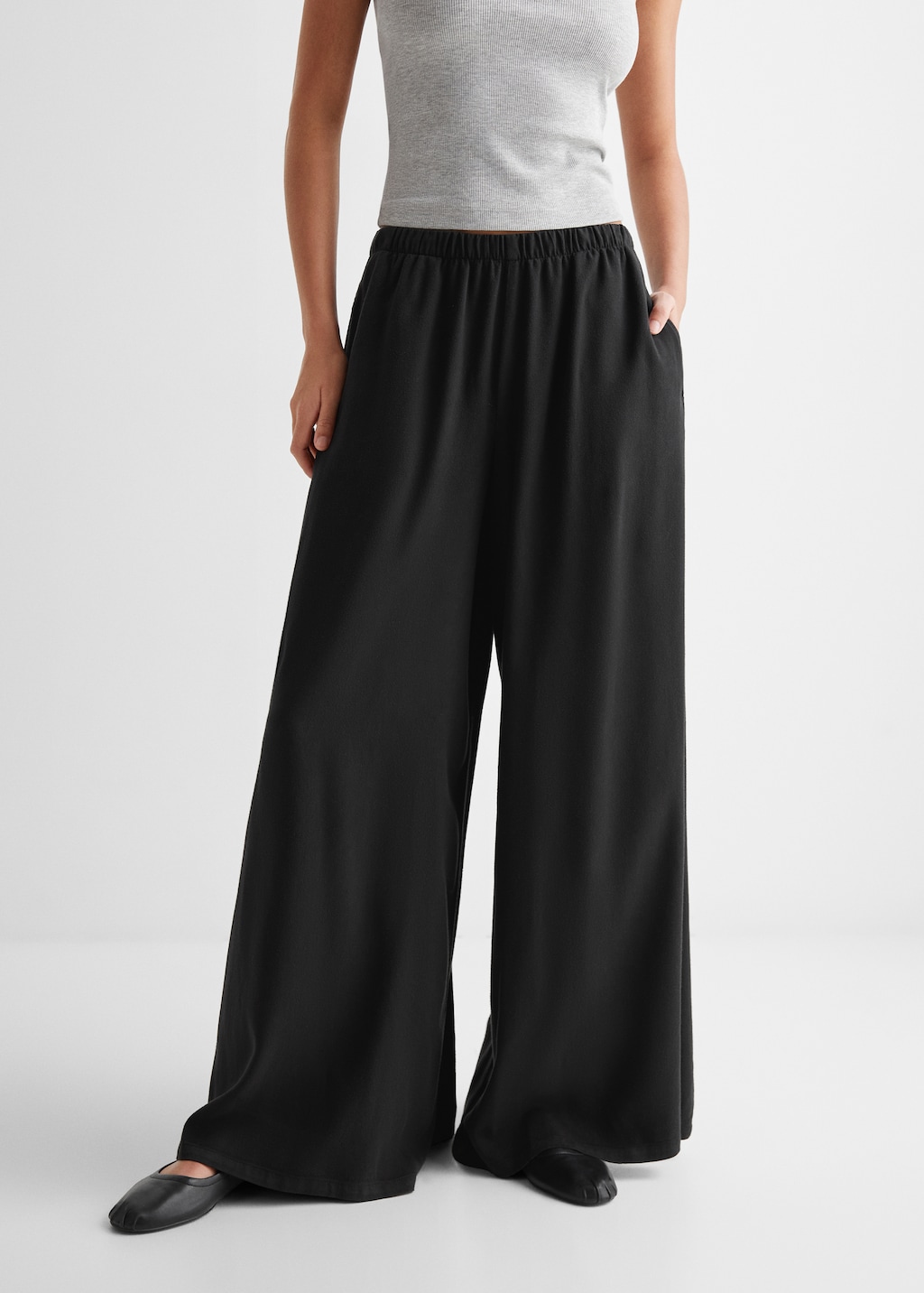 Flowy palazzo trousers - Details of the article 6