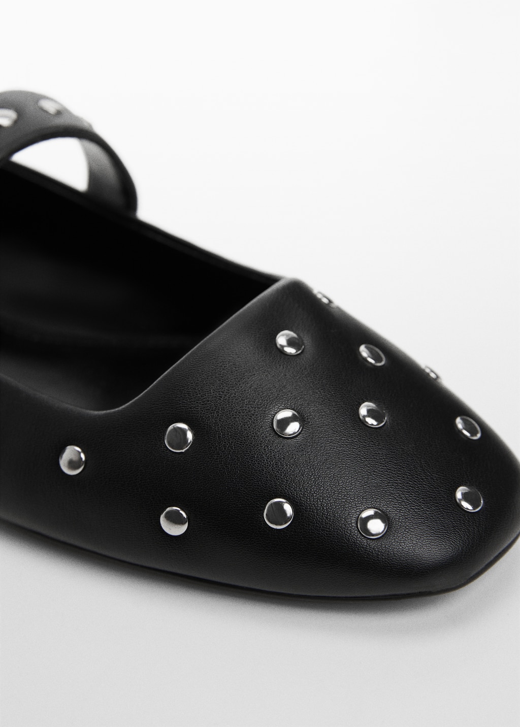 Studded ballerinas - Details of the article 2