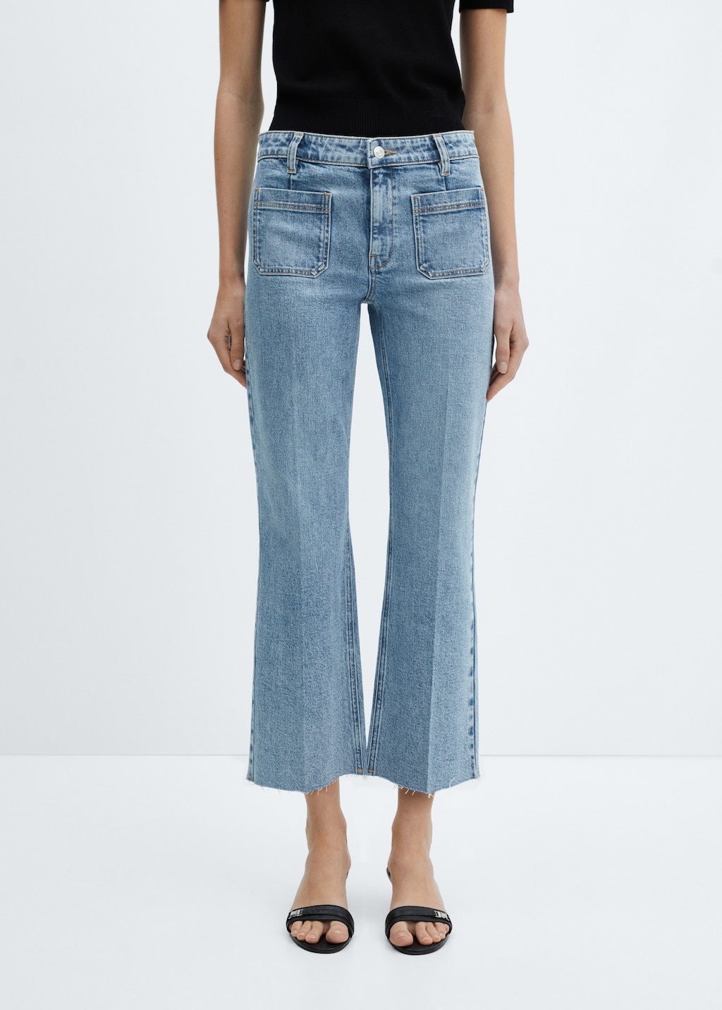 Flared cropped jeans with pockets - Medium plane