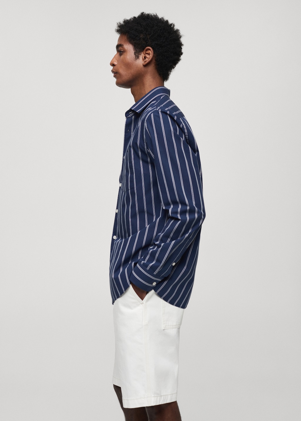 Classic-fit striped cotton shirt - Details of the article 2