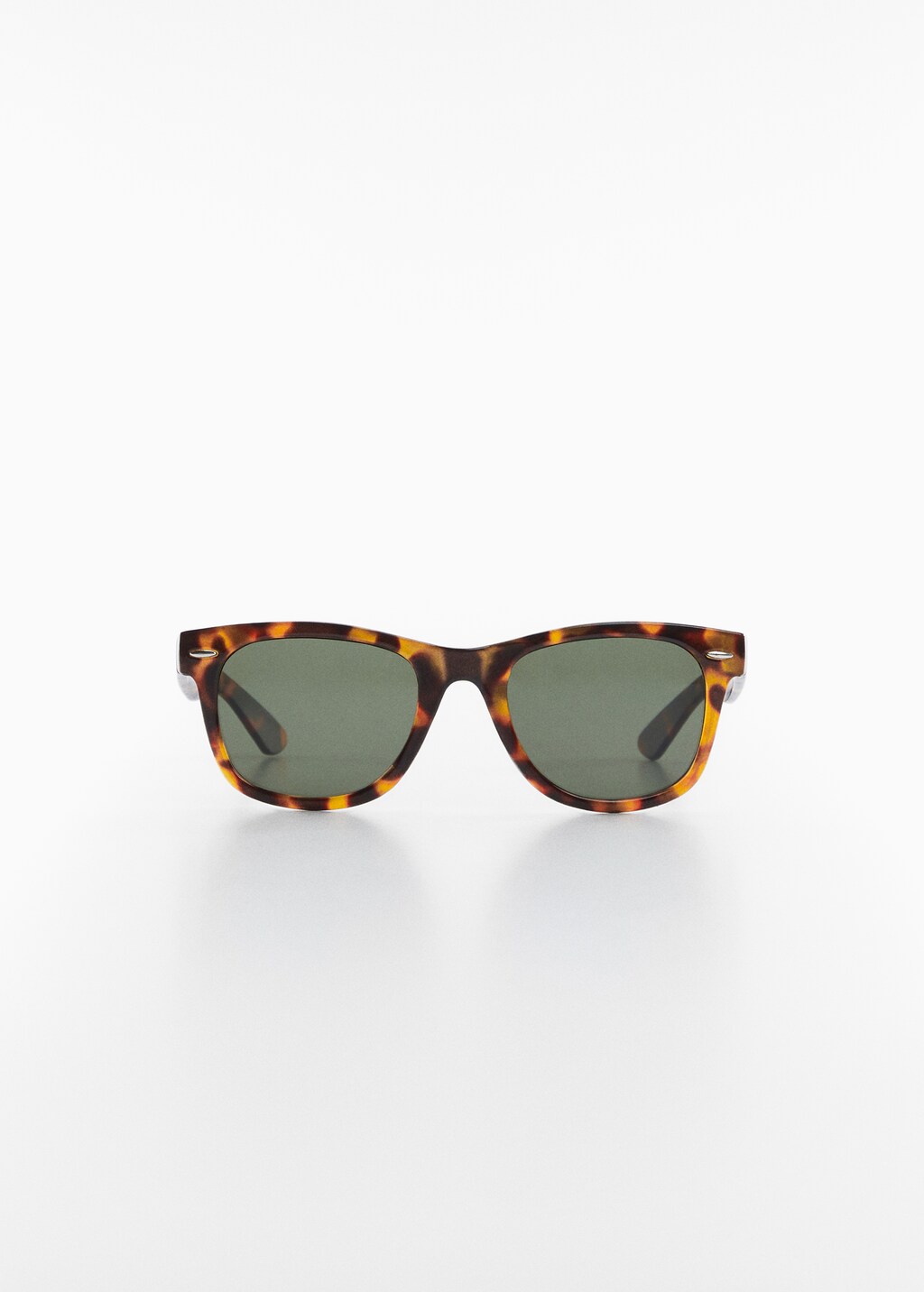 Tortoiseshell sunglasses - Article without model