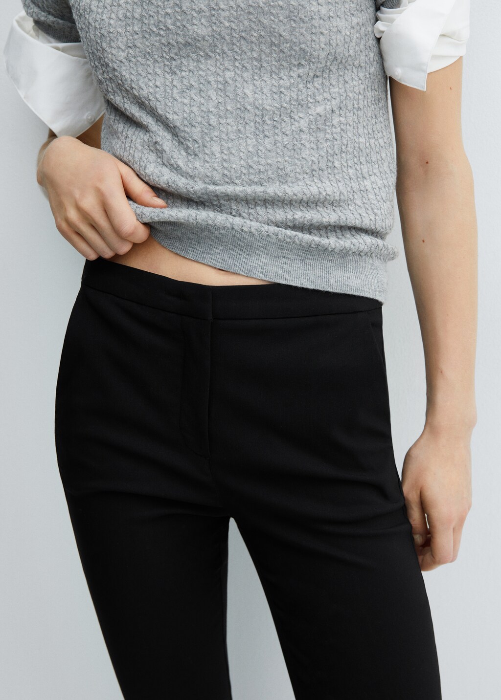 Crop skinny trousers - Details of the article 2