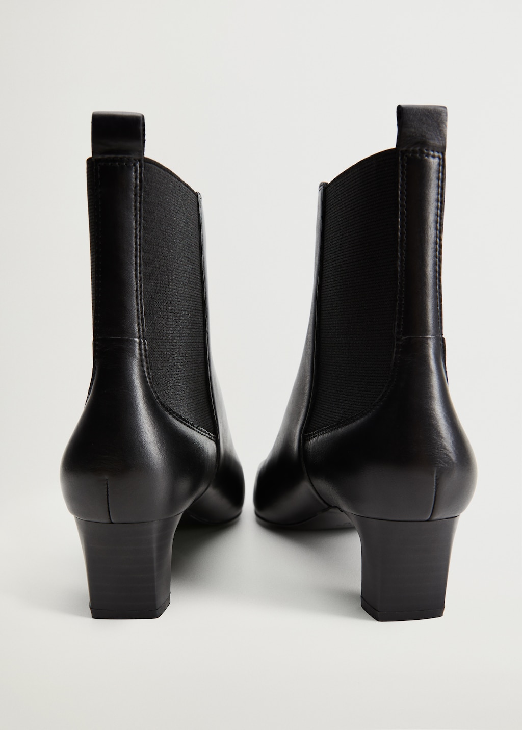 Heel leather ankle boot - Details of the article 2