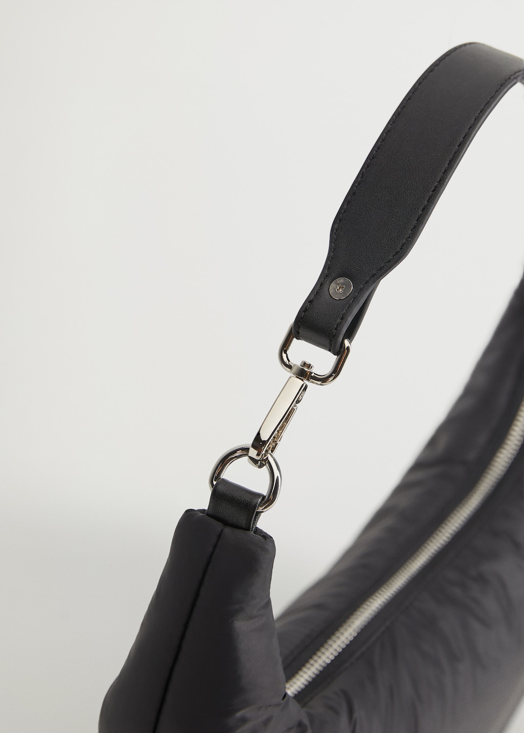 Nylon baguette bag - Details of the article 3