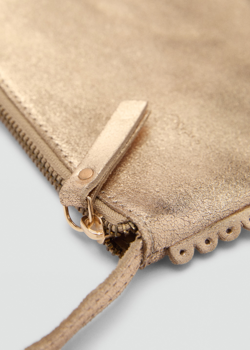 Small metallic bag - Details of the article 2