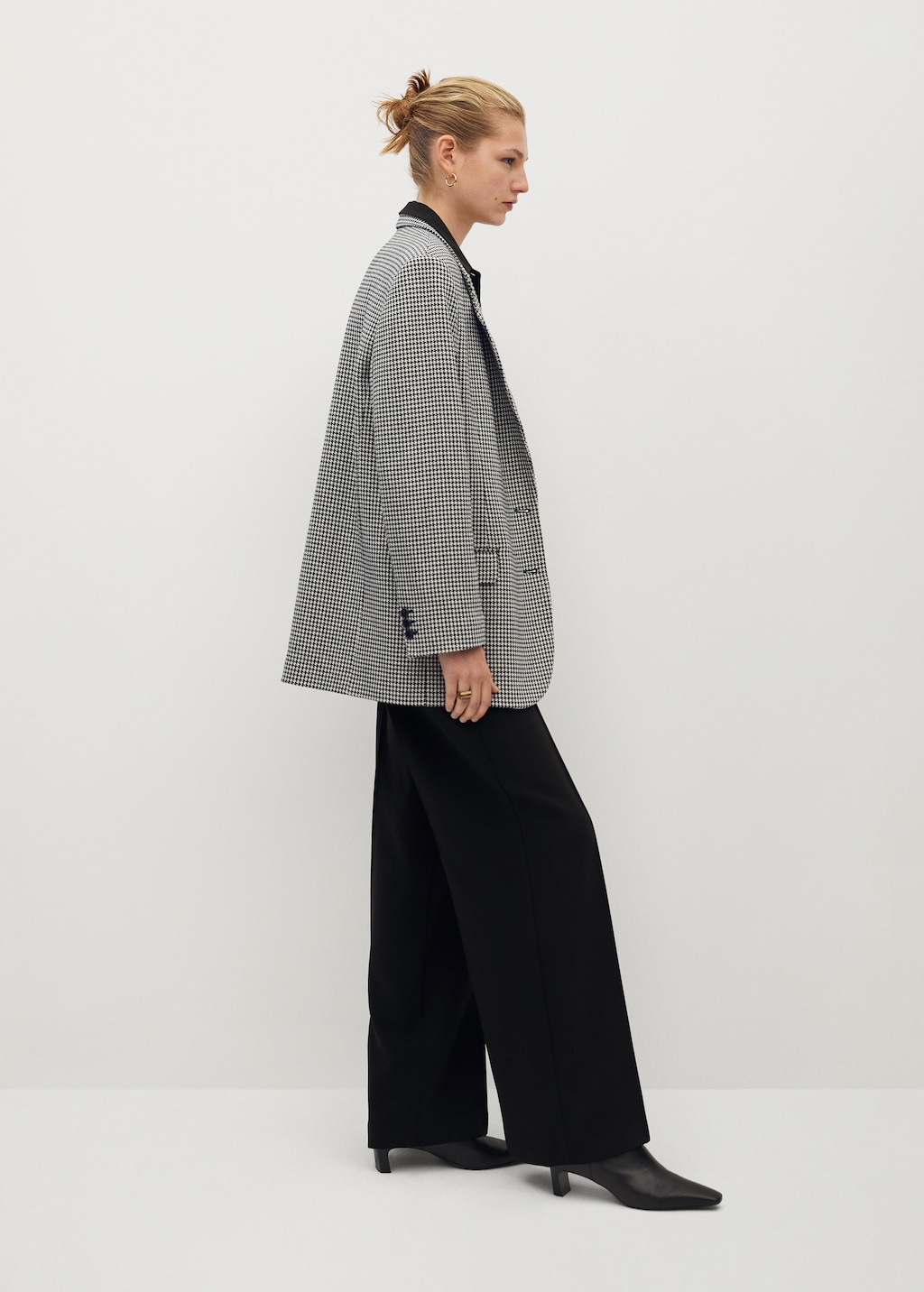 Flowy palazzo trousers - Details of the article 1