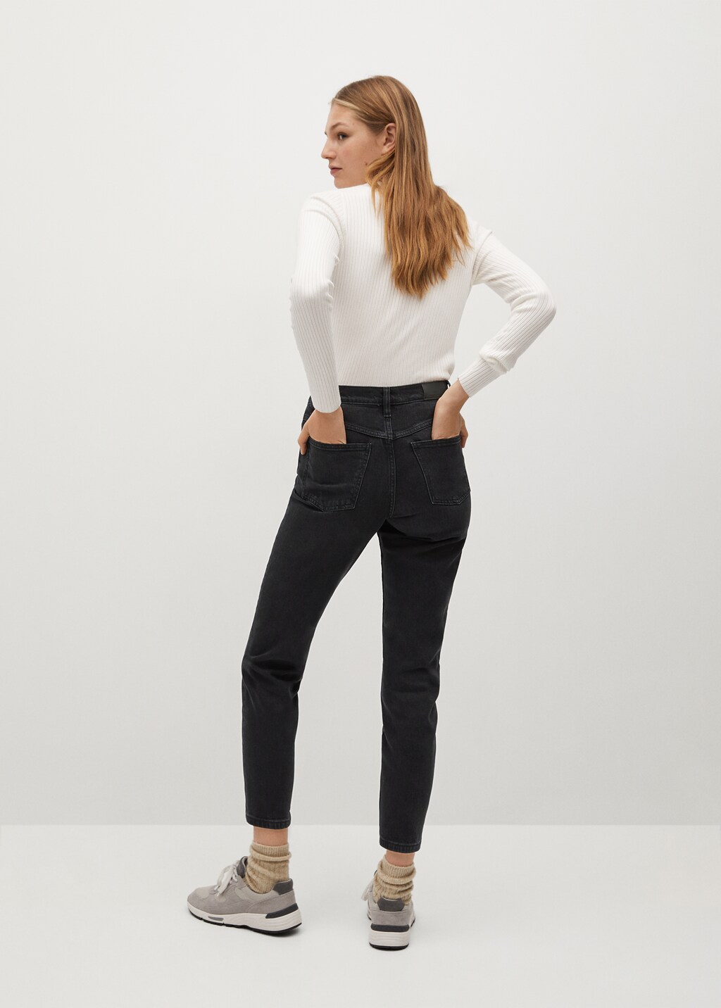 Mom-fit jeans - Reverse of the article