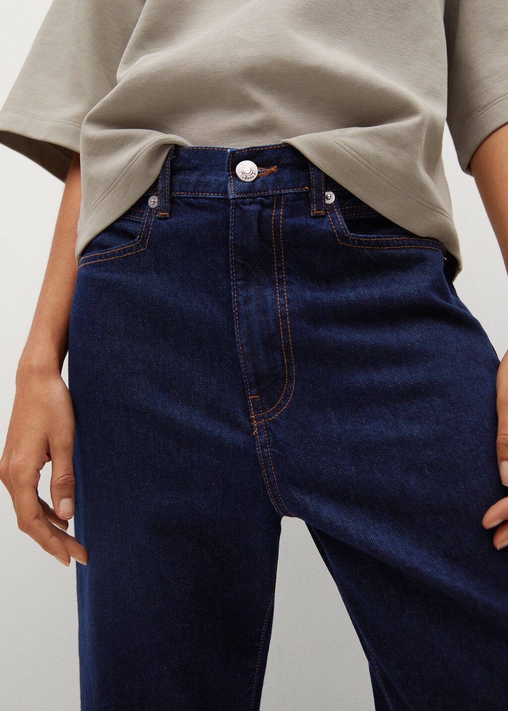 High-waist balloon jeans - Details of the article 2