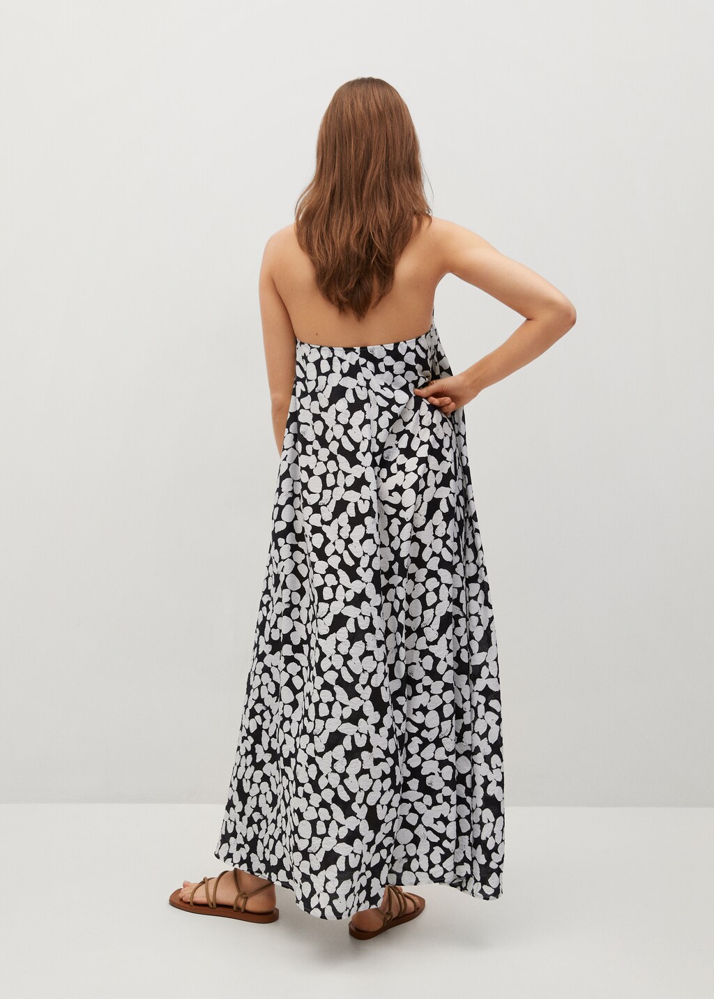 Printed halter gown - Reverse of the article