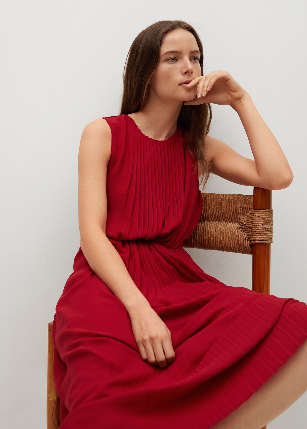 Pleated detail dress - Details of the article 3