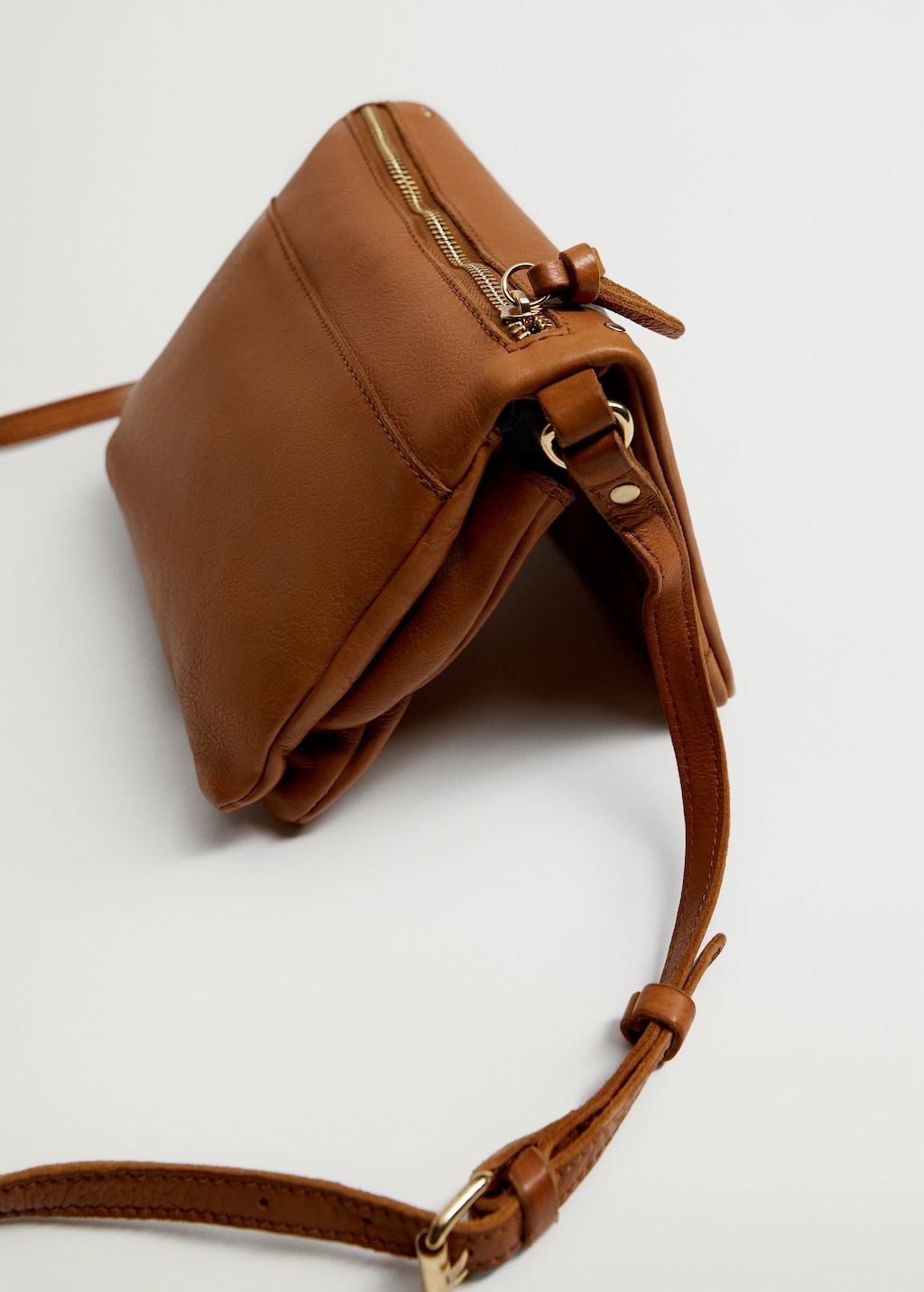 Flap leather bag - Details of the article 3