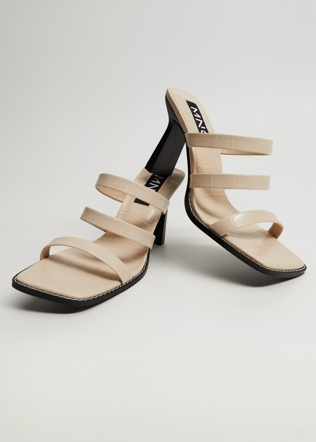 Strappy heeled sandals - Medium plane