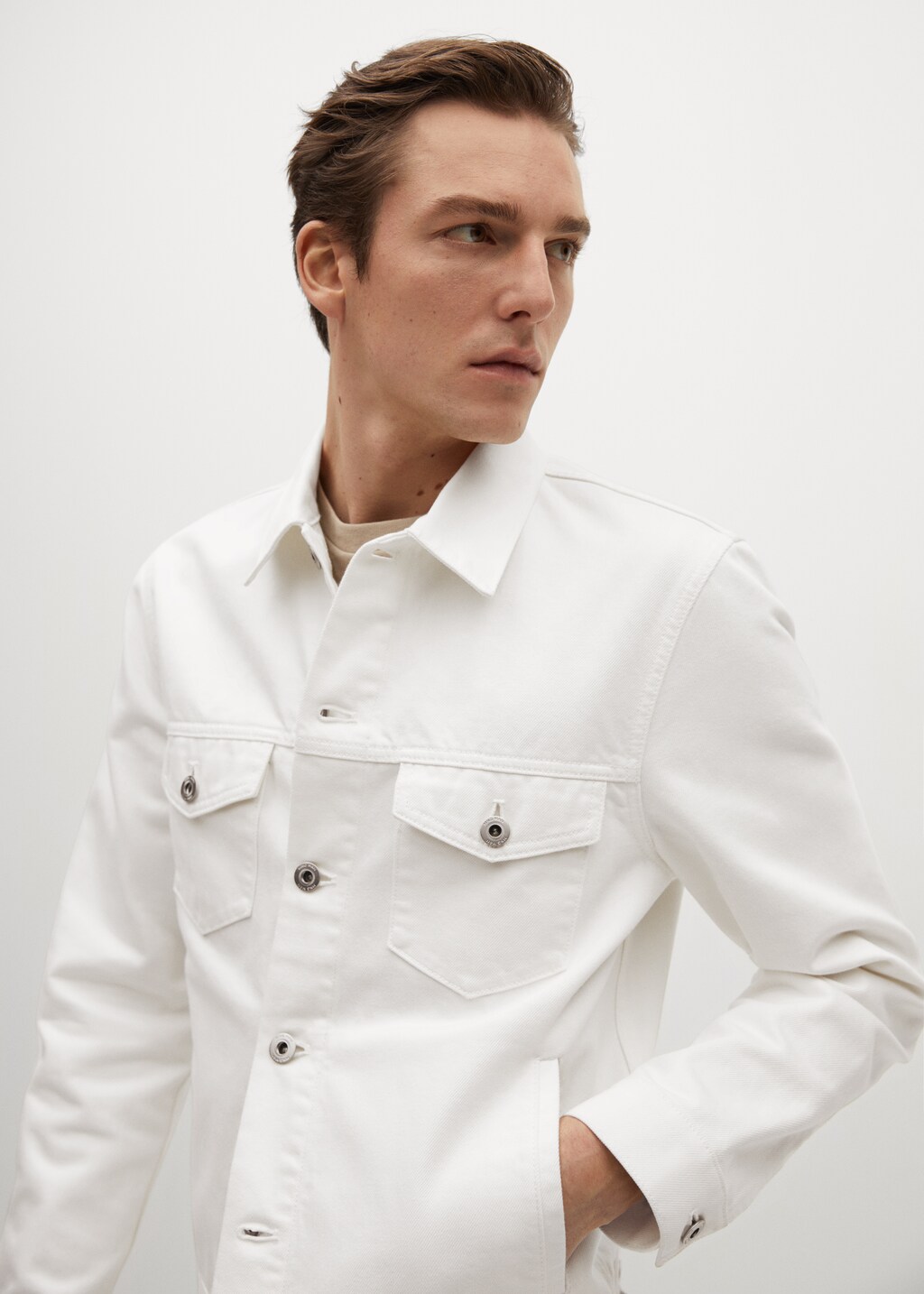 White denim jacket - Details of the article 1