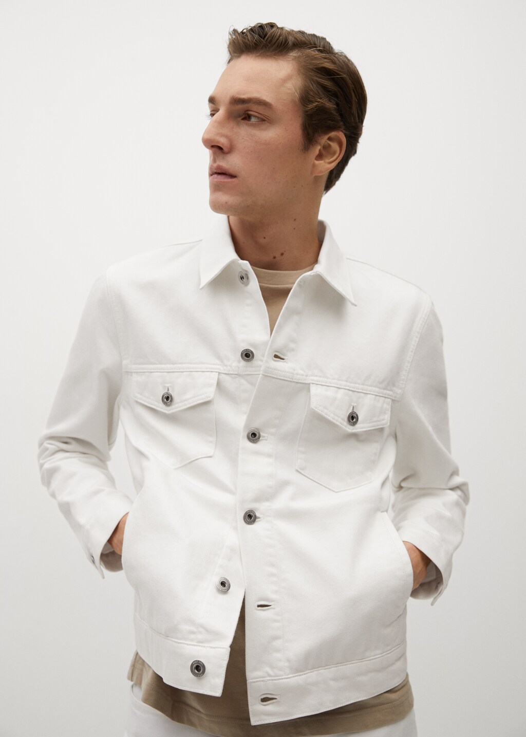 White denim jacket - Details of the article 3