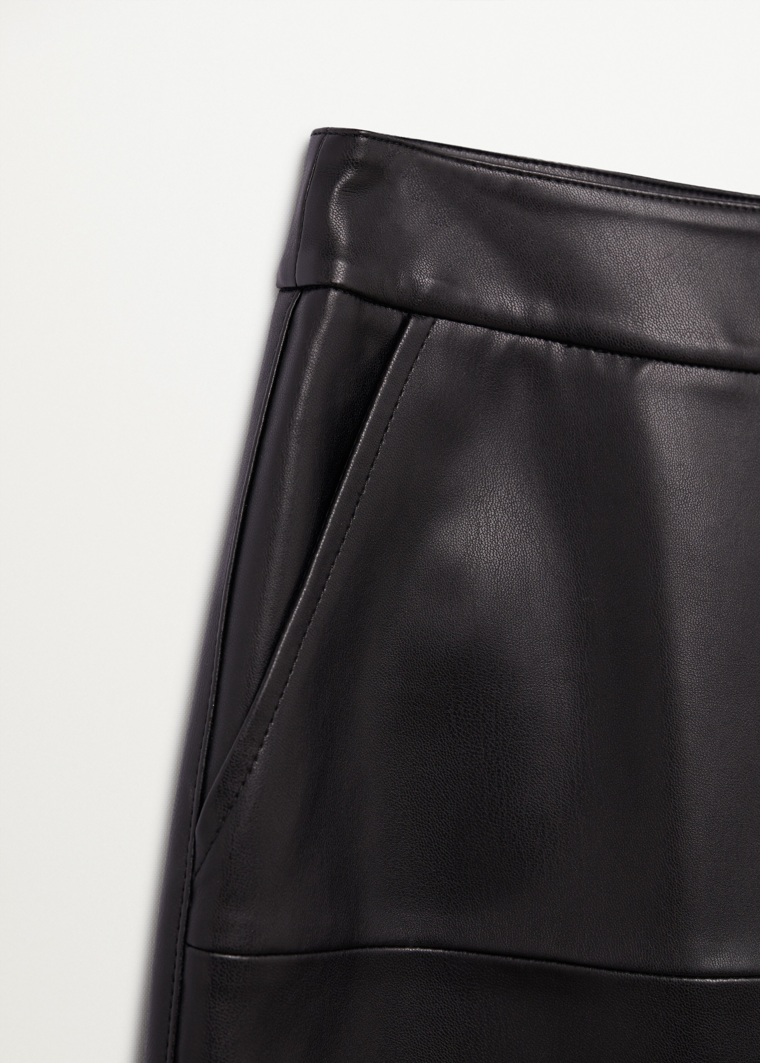 Faux-leather pencil skirt - Details of the article 8