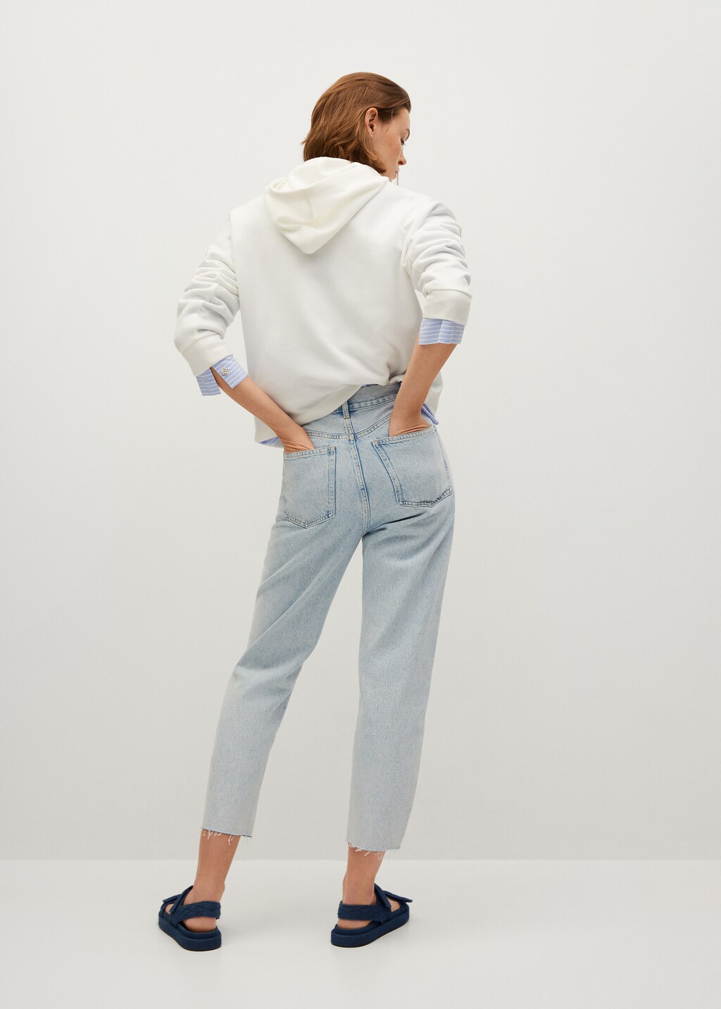 High-waist balloon jeans - Reverse of the article