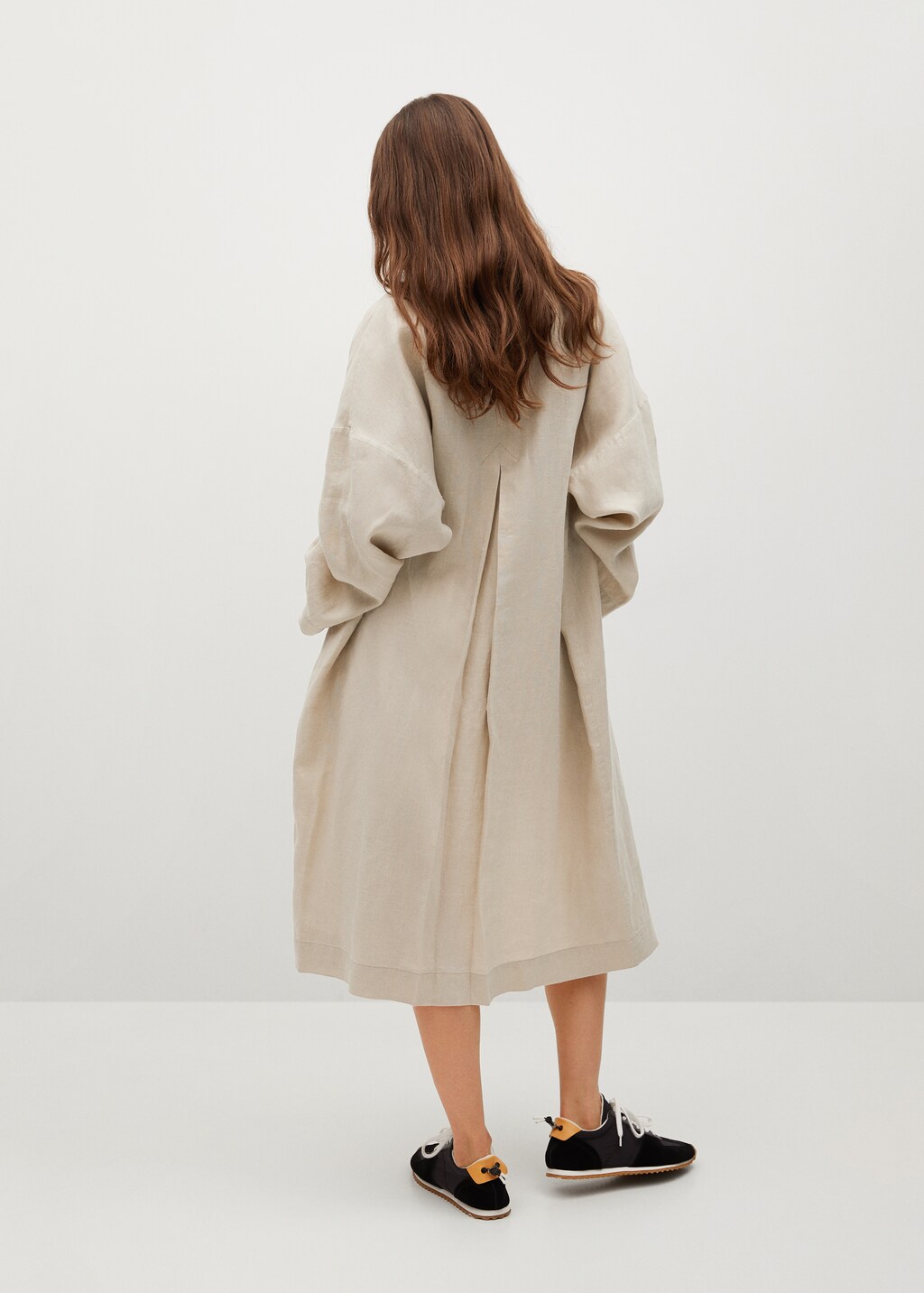 100% linen trench coat - Reverse of the article