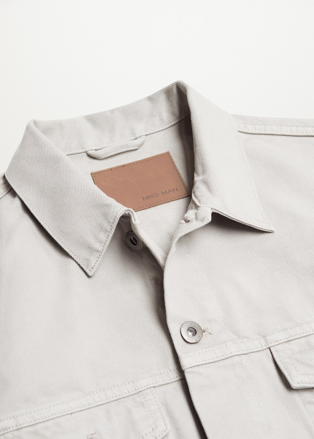 Beige denim jacket - Details of the article 7