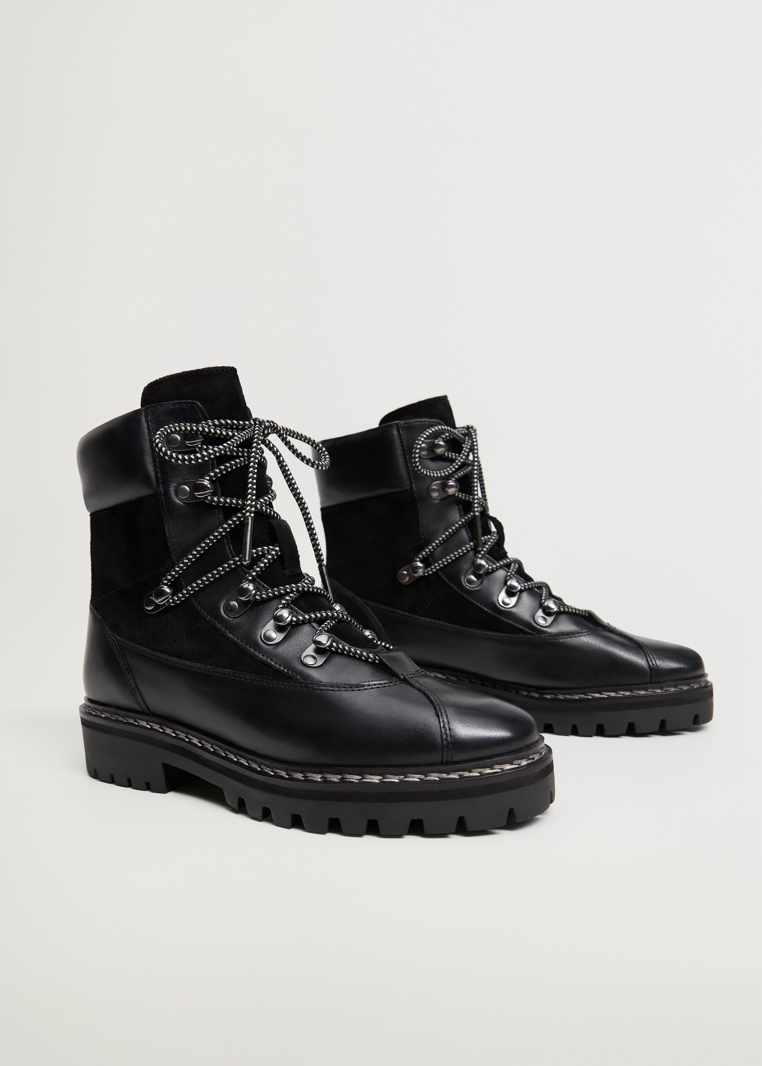 Contrast lace-up leather boots - Medium plane