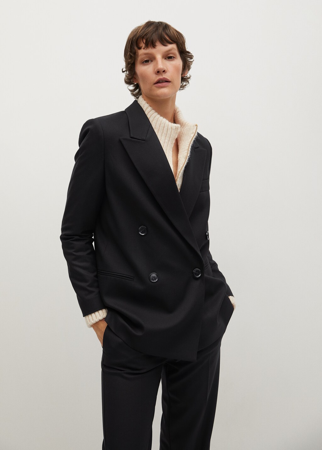 Double-breasted structured blazer