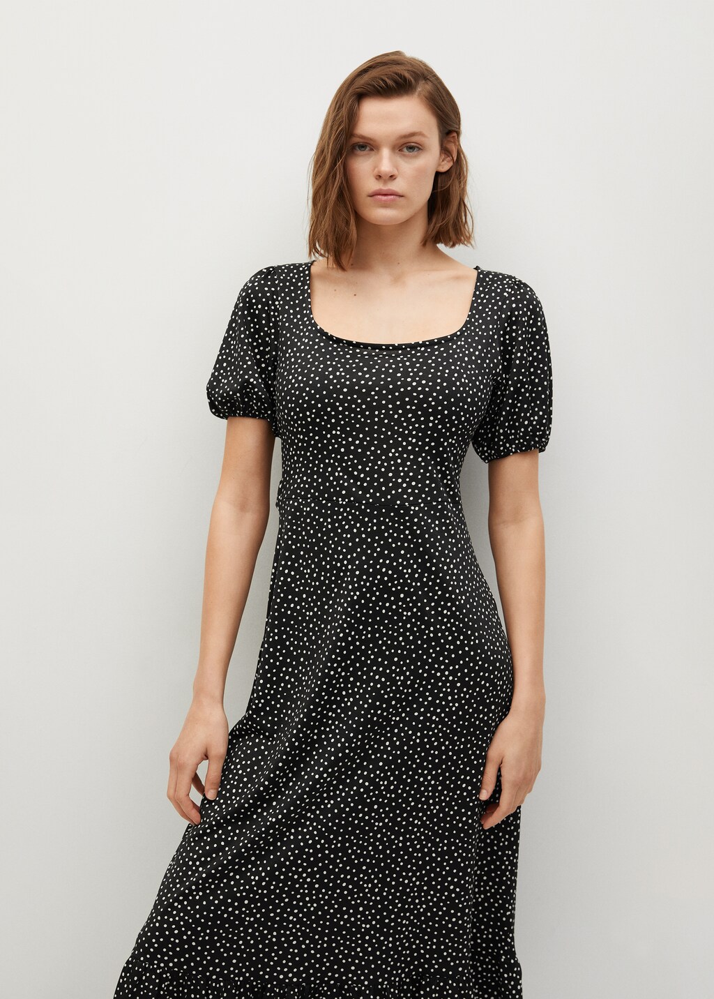 Polka-dot dress with ruffles - Medium plane