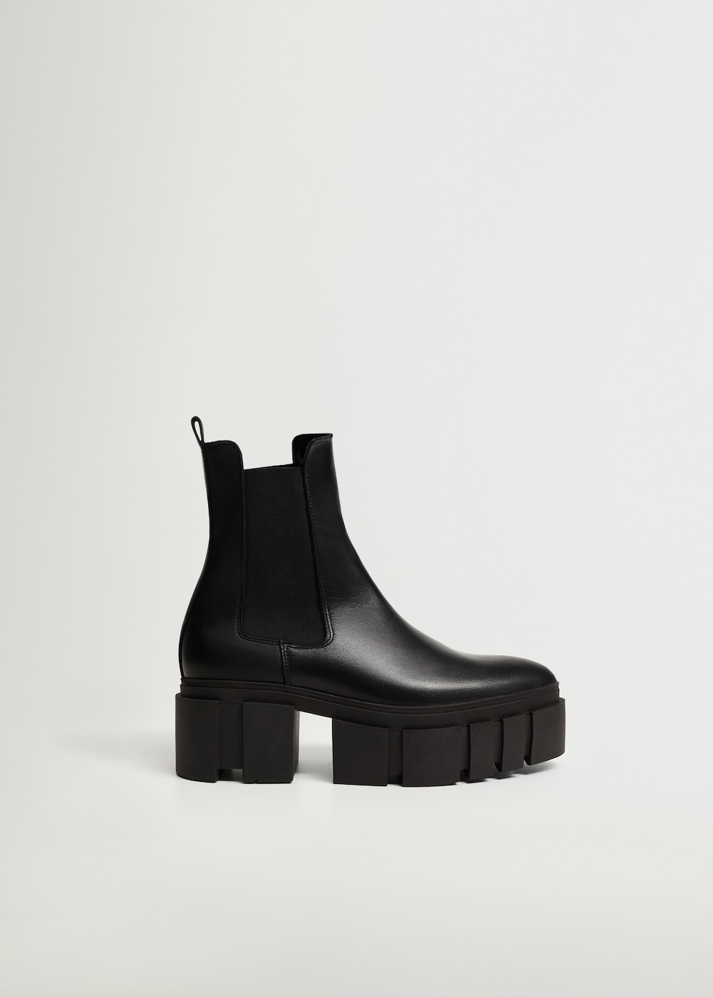 Leather track sole ankle boots - Article without model