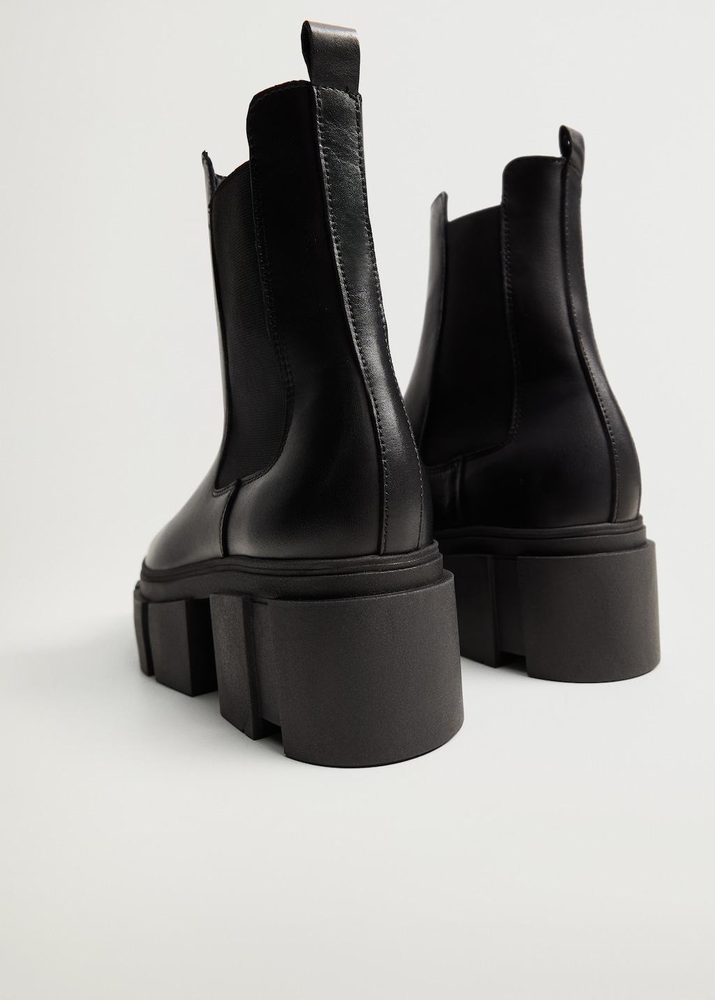 Leather track sole ankle boots - Details of the article 2