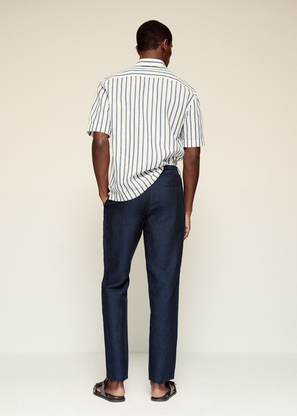 Slim fit linen pants - Reverse of the article