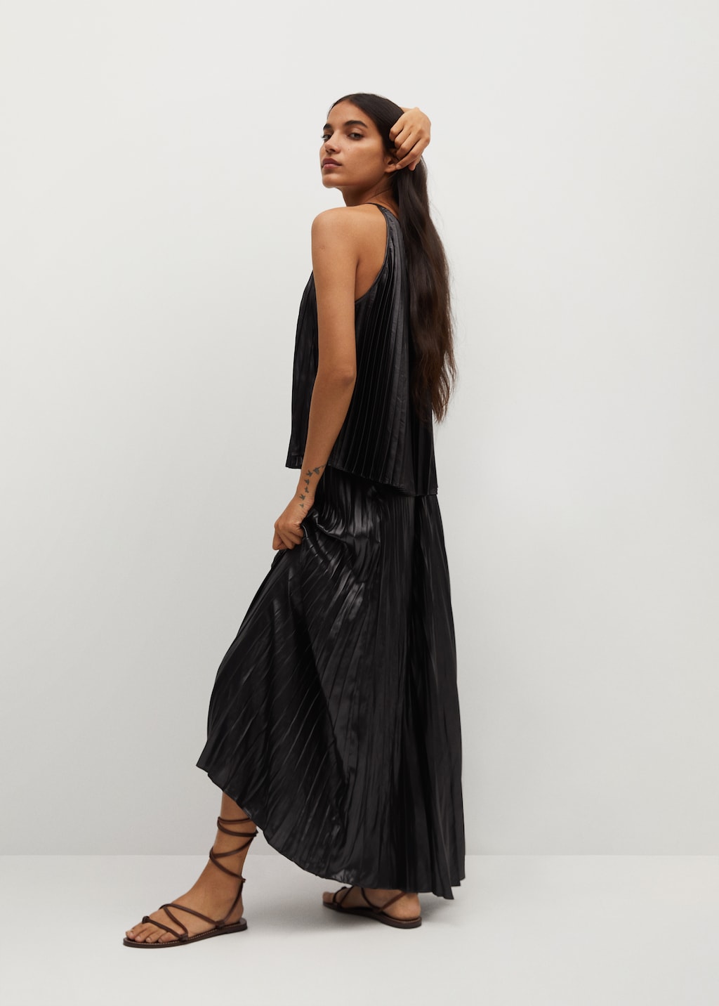 Satin pleated skirt - Details of the article 2