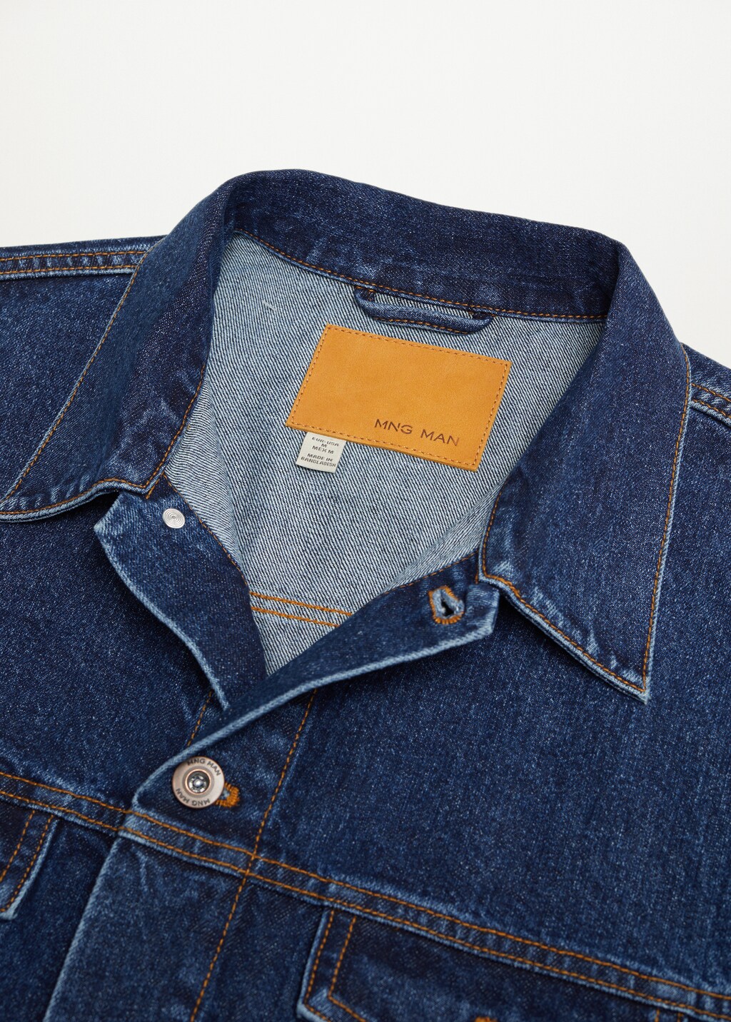 Dark-wash denim jacket - Details of the article 7