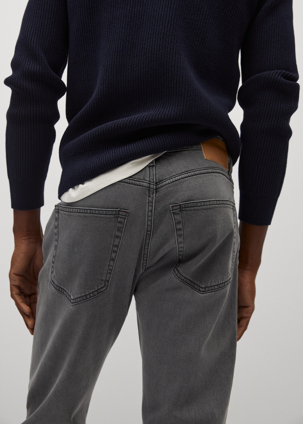 Tapered-fit lyocell Tom jeans - Details of the article 2