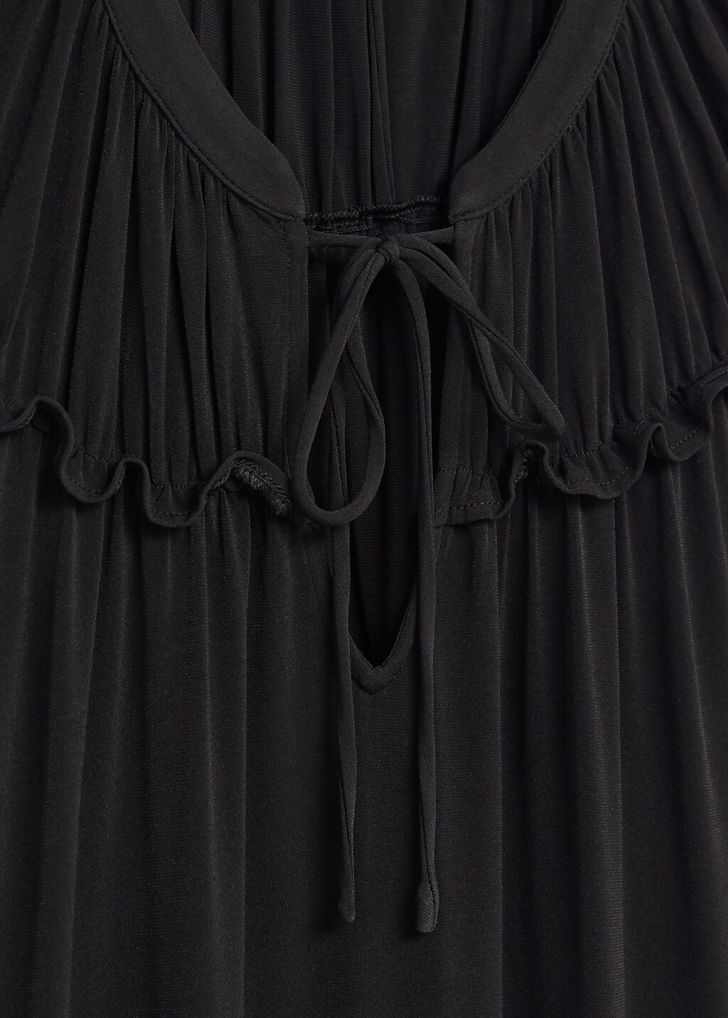 Flowy ruffled dress - Details of the article 8