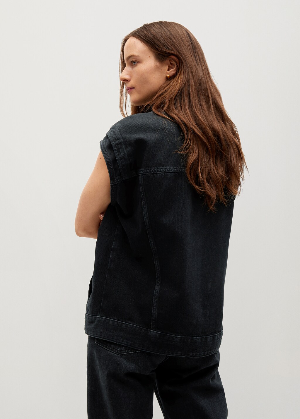 Denim gilet met zakken - Achterkant van het artikel